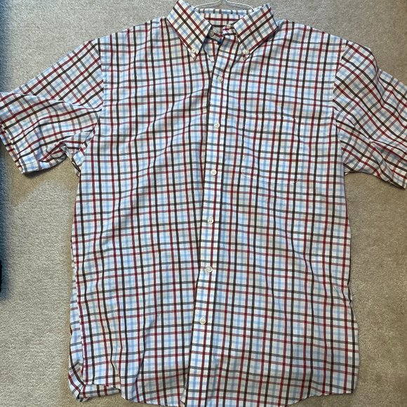 Men's Short Sleeve Button Down Shirt Plaid Size Med. - Picture 1 of 3